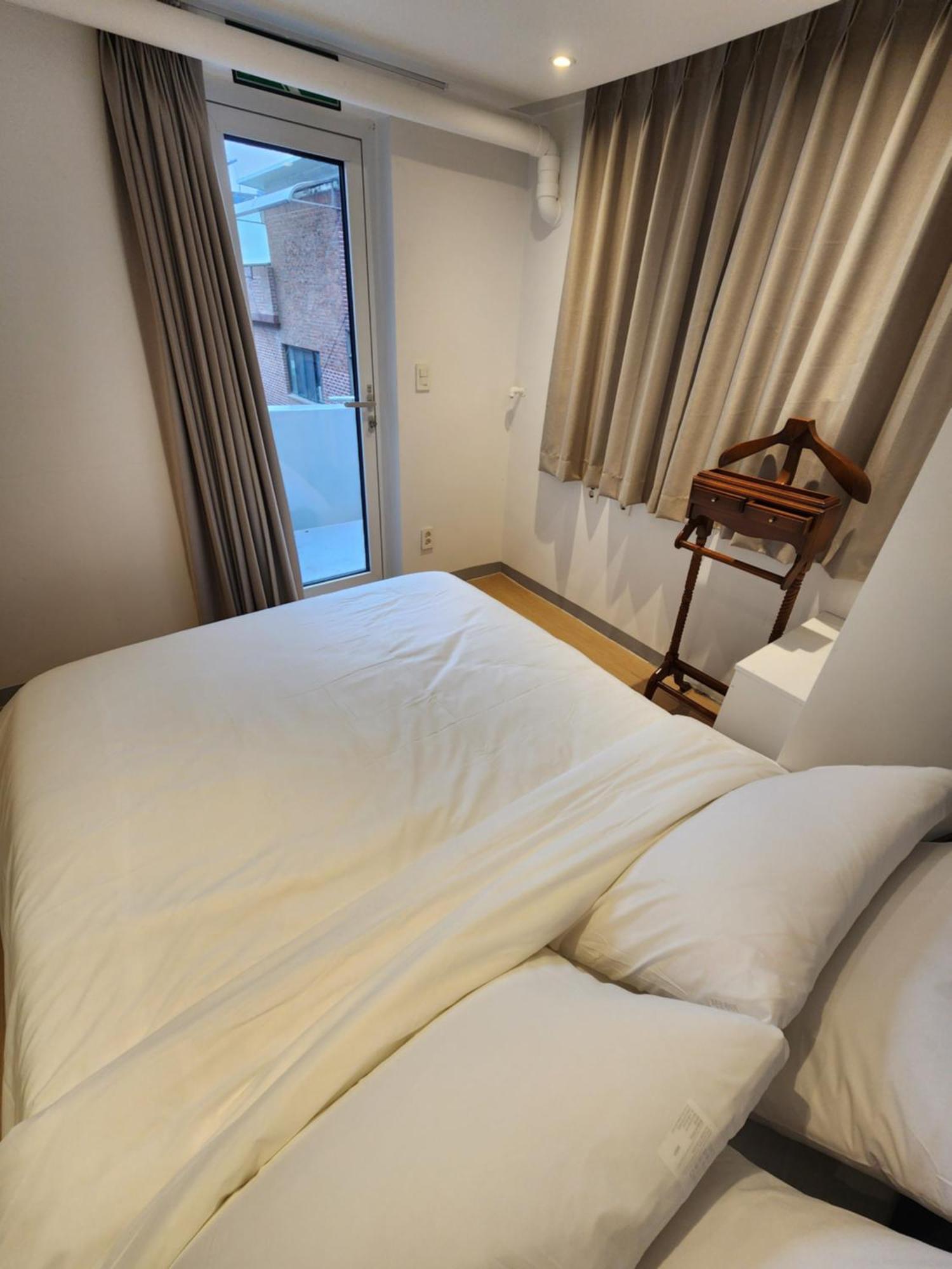 Hostel Fellaz Сеул Экстерьер фото